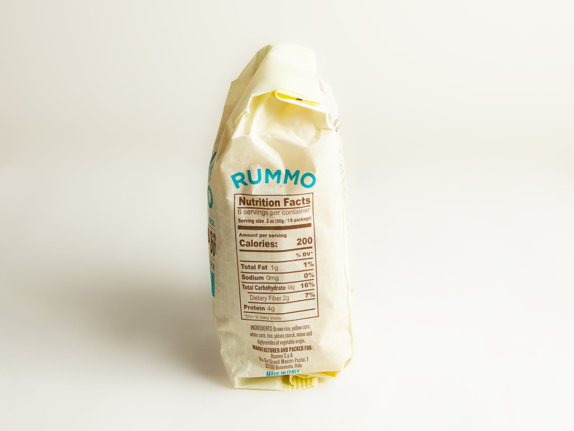 side view of 1lb bag Rummo Gluten Free Penne Rigate No. 66 Nutrition Facts